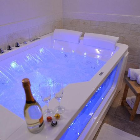 Suite Laurel Spa Con Idromassaggio 파사노 외부 사진