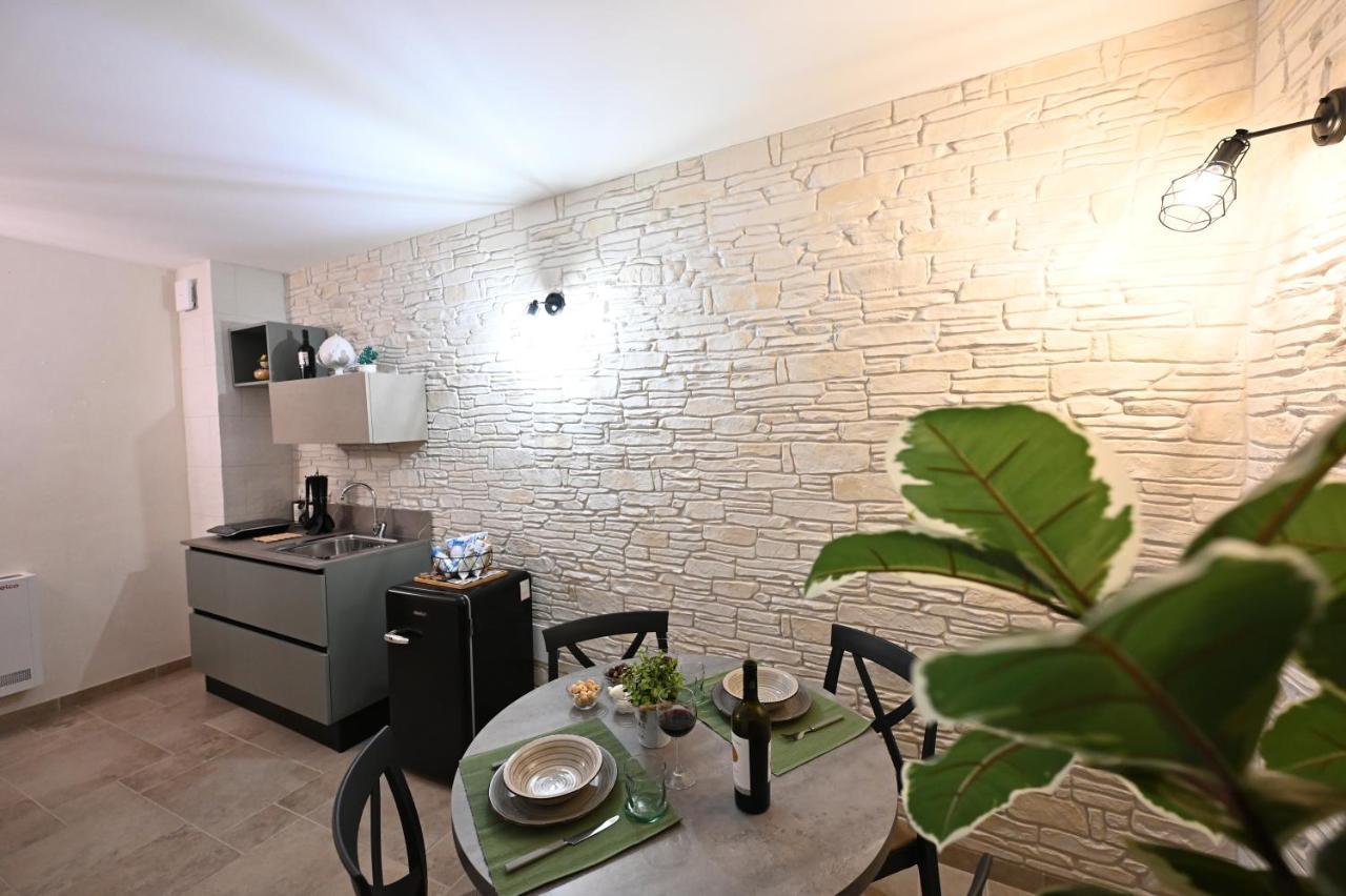 Suite Laurel Spa Con Idromassaggio 파사노 외부 사진