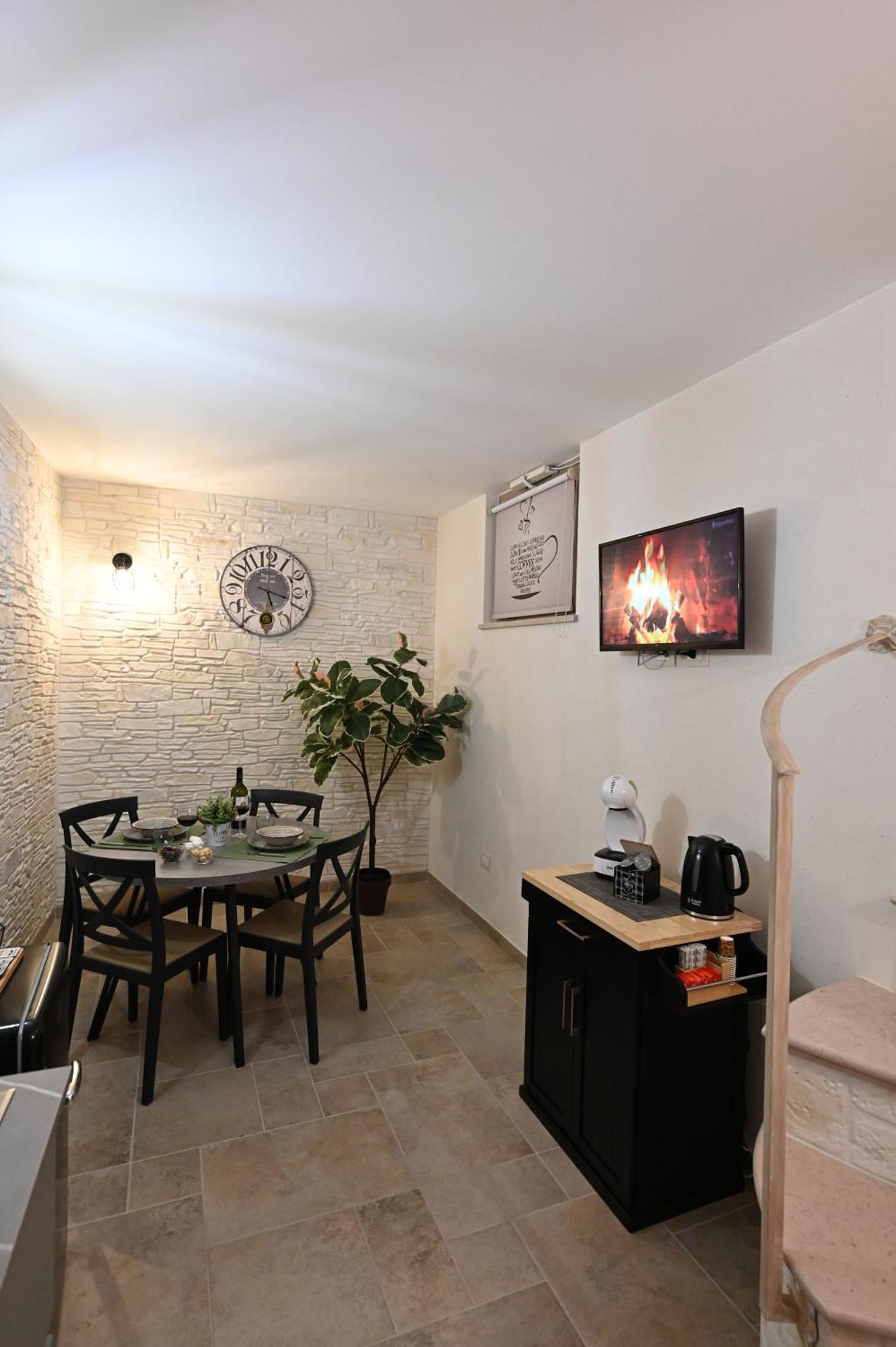 Suite Laurel Spa Con Idromassaggio 파사노 외부 사진